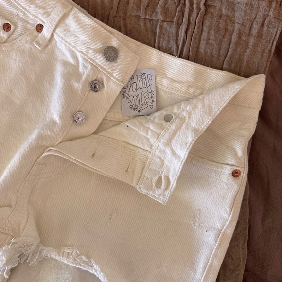 NEW WITH TAGS Levi’s 501s - Picture 5 of 5